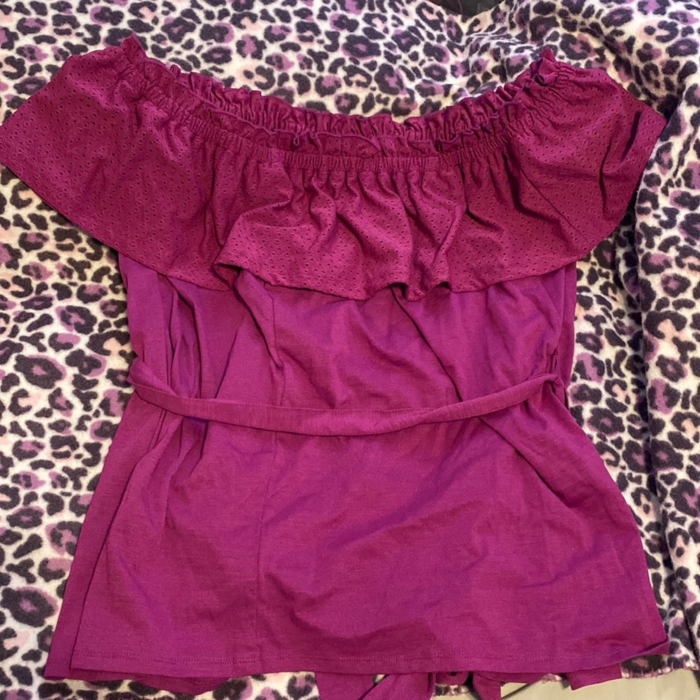 Lane Bryant bnwt off shoulder or on. Purple top size 18/20